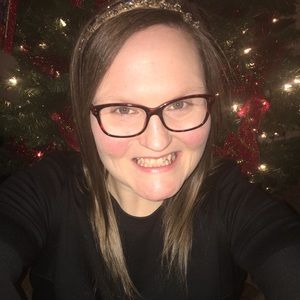 Meet your Posher, Dana